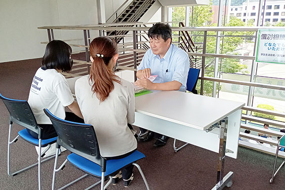 入試相談会の様子